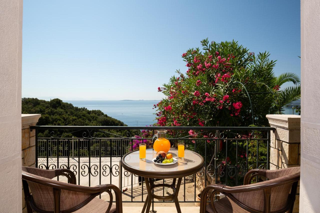 Adriana Sea View Villa Ypsos Eksteriør billede